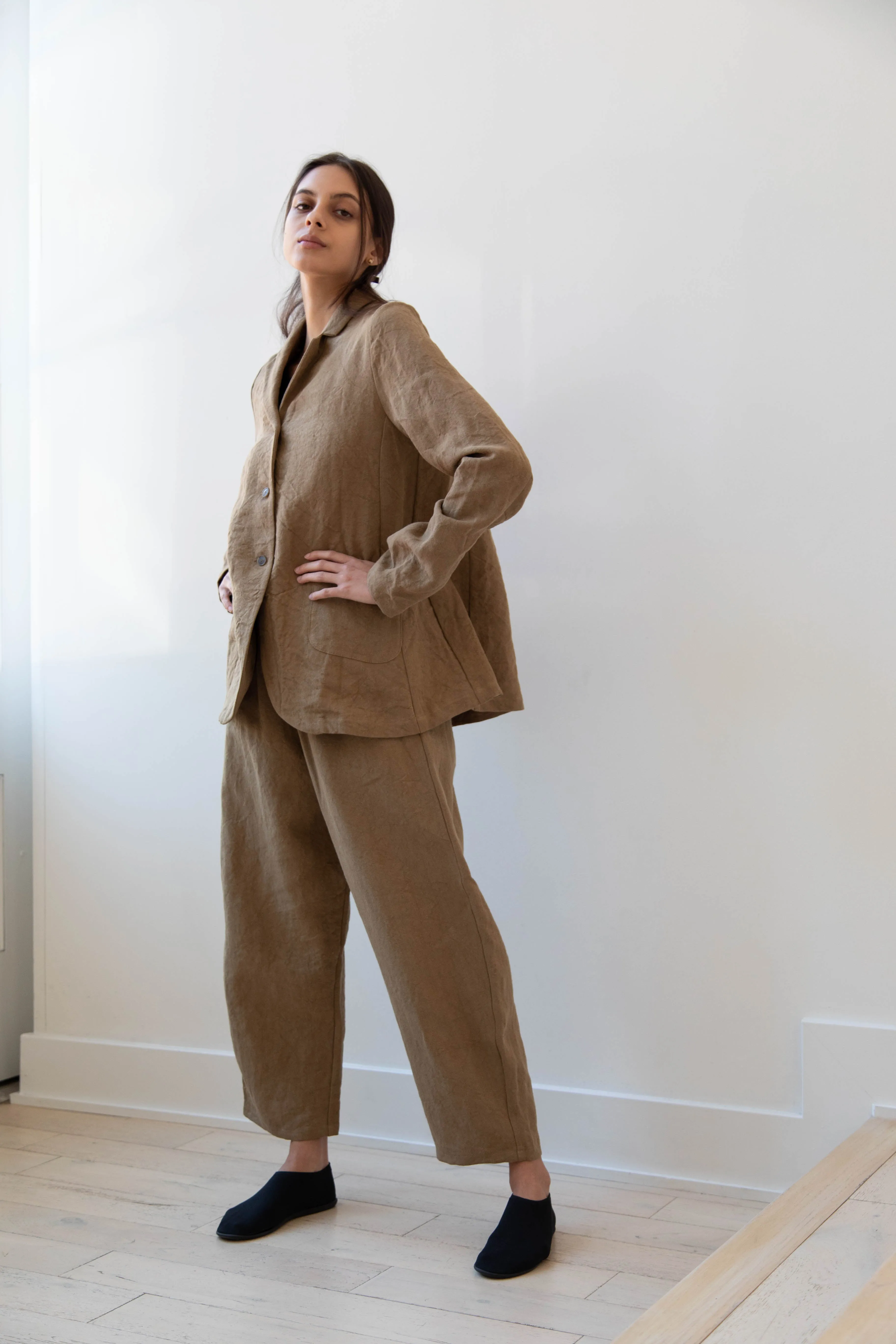 Apuntob | Long Line Blazer in Hazelnut Linen