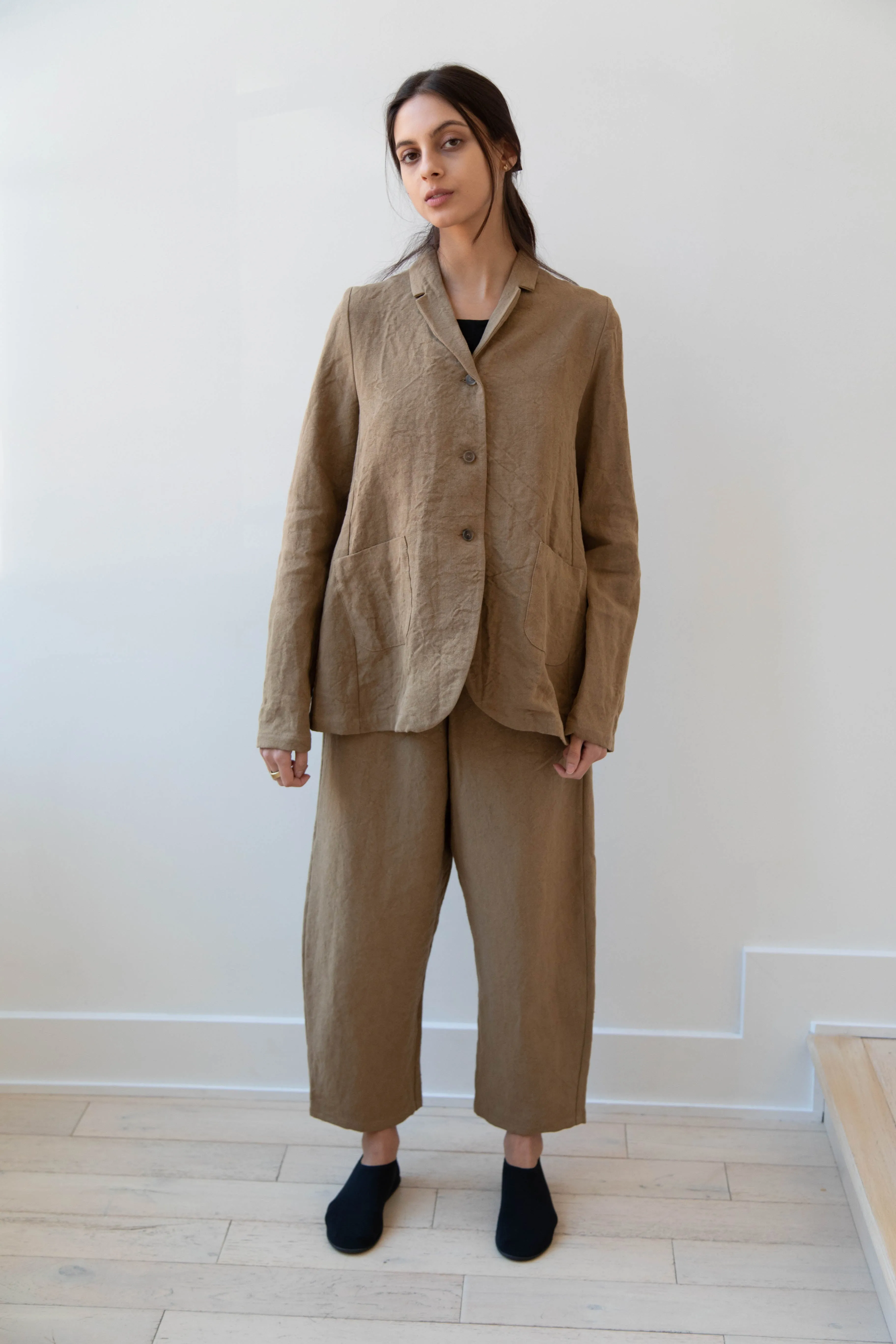 Apuntob | Long Line Blazer in Hazelnut Linen