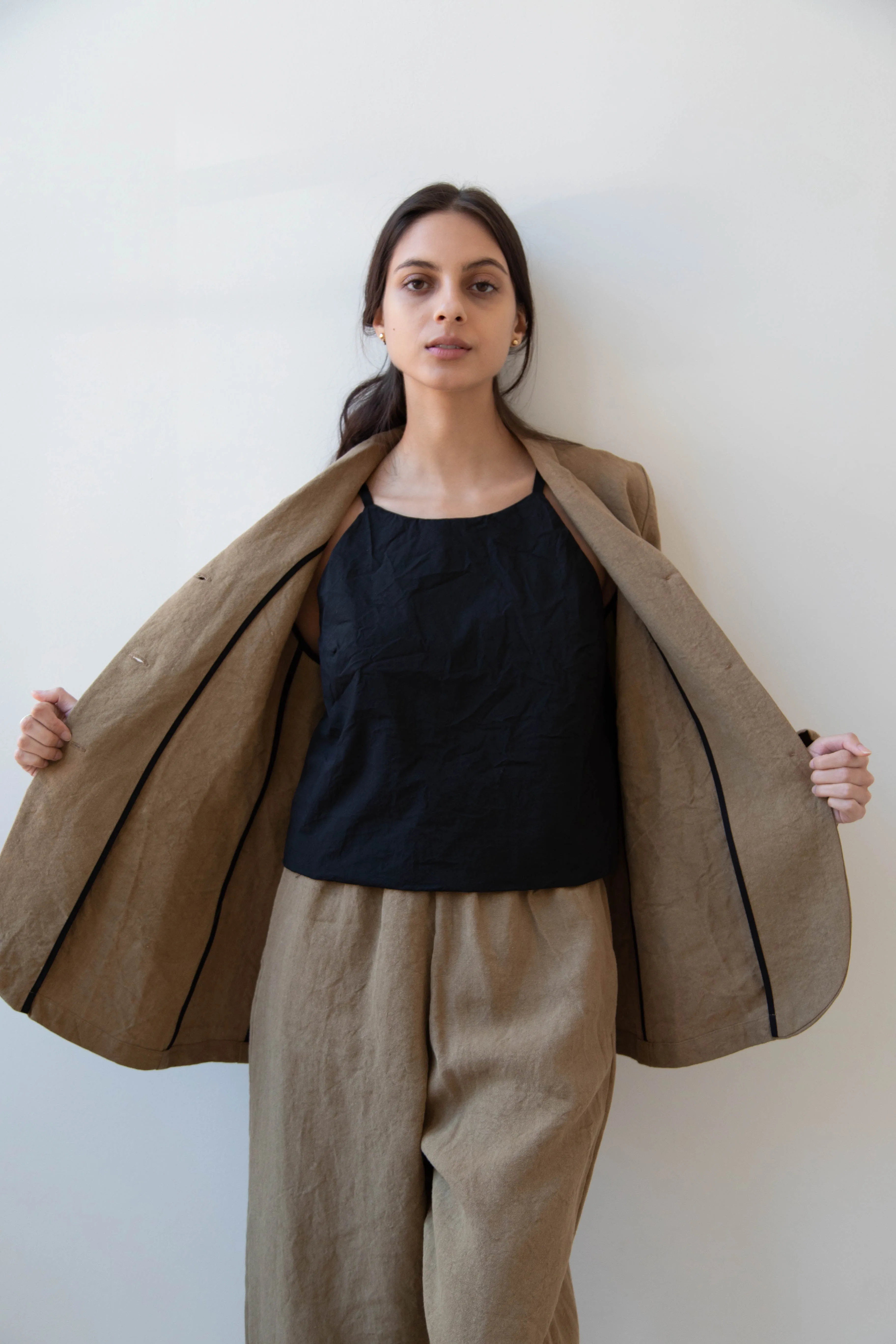Apuntob | Long Line Blazer in Hazelnut Linen