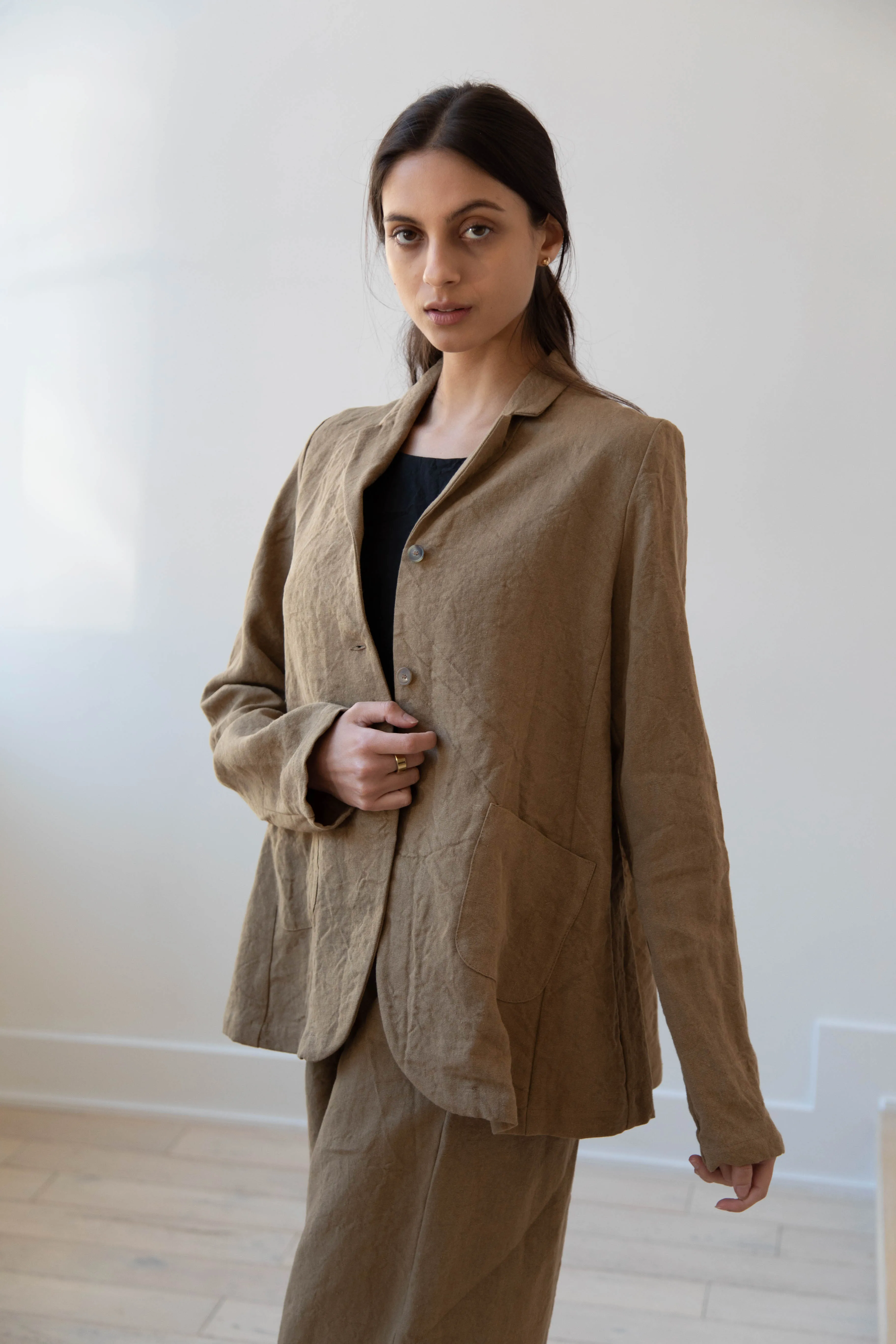Apuntob | Long Line Blazer in Hazelnut Linen