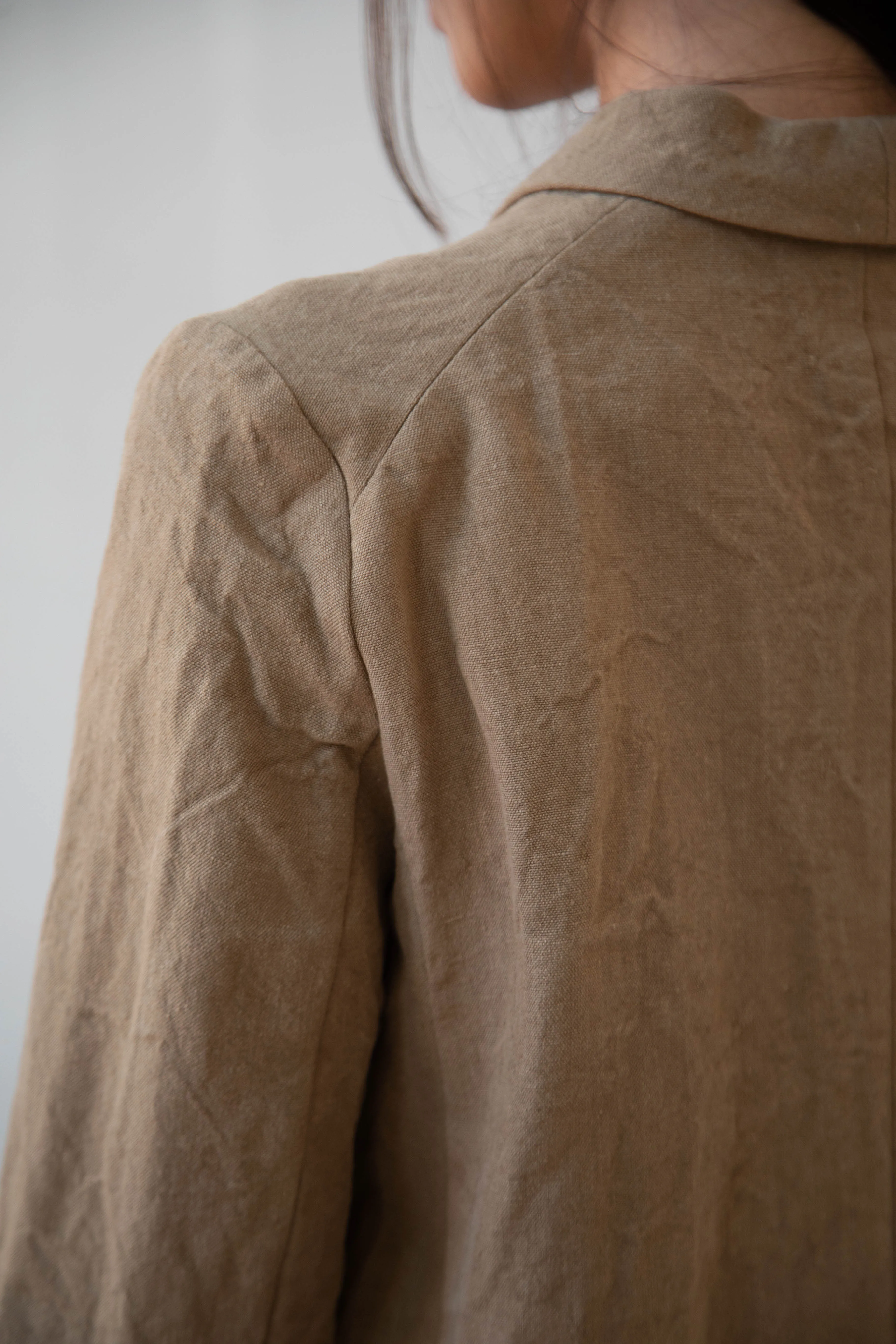 Apuntob | Long Line Blazer in Hazelnut Linen