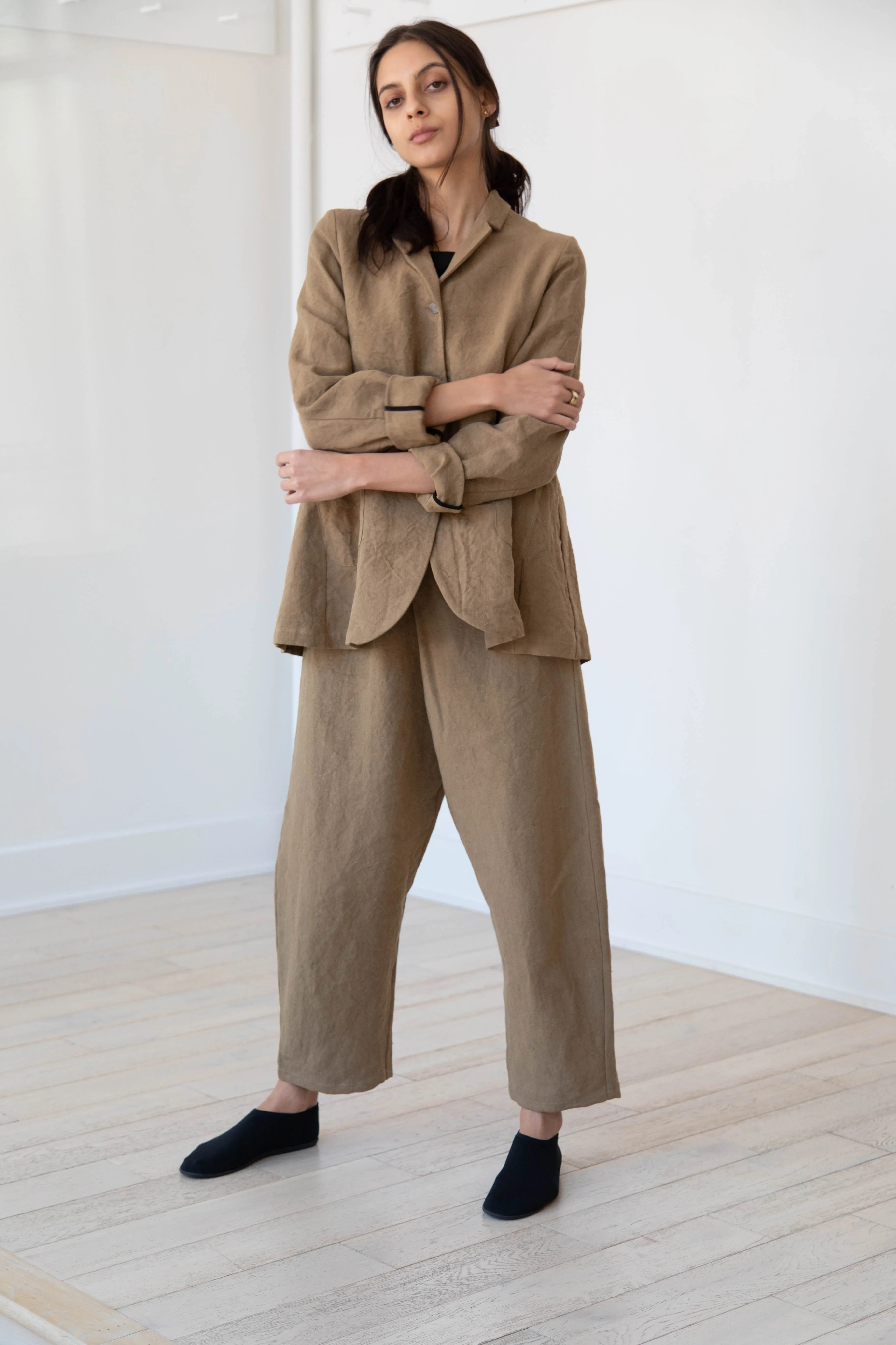 Apuntob | Long Line Blazer in Hazelnut Linen