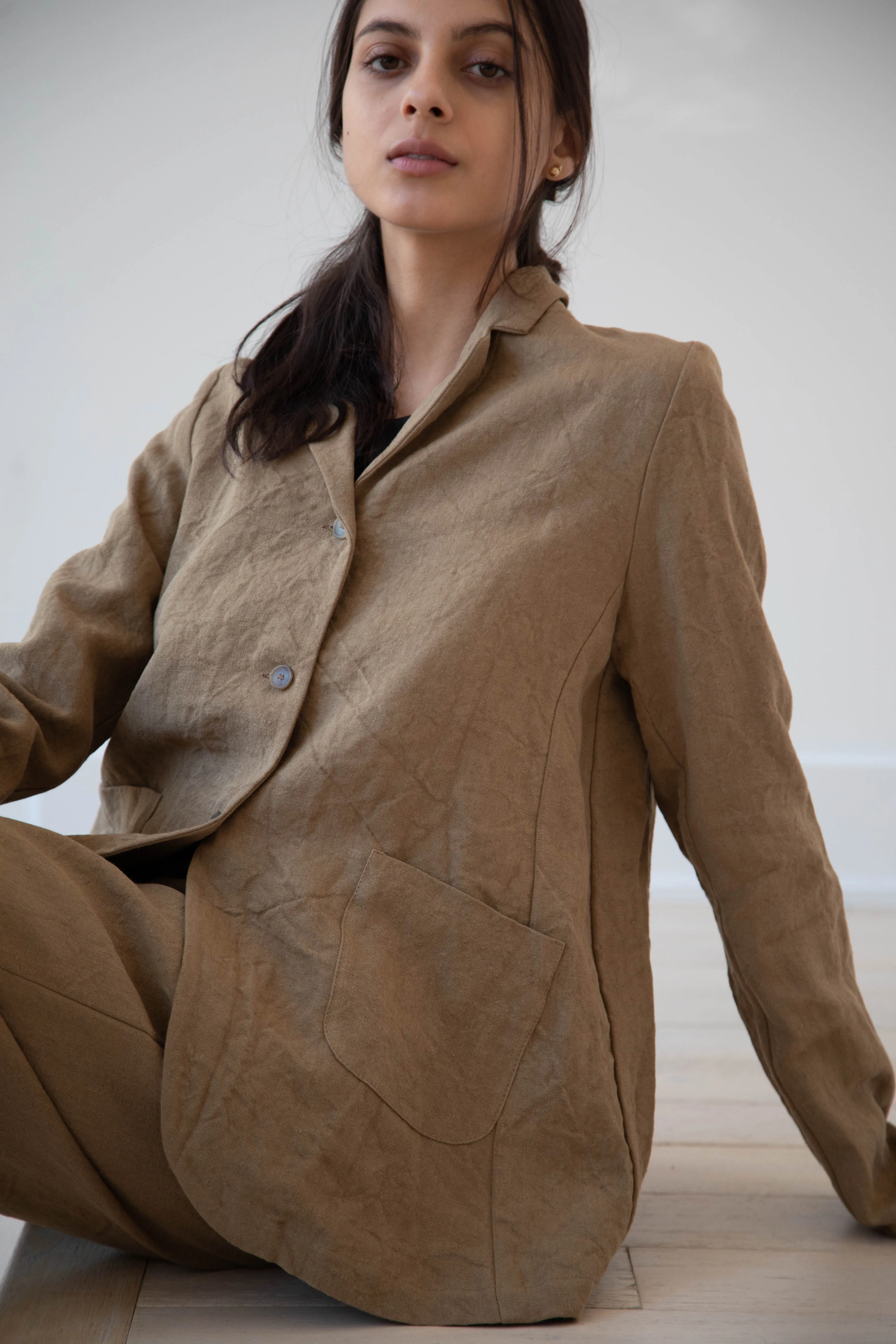 Apuntob | Long Line Blazer in Hazelnut Linen