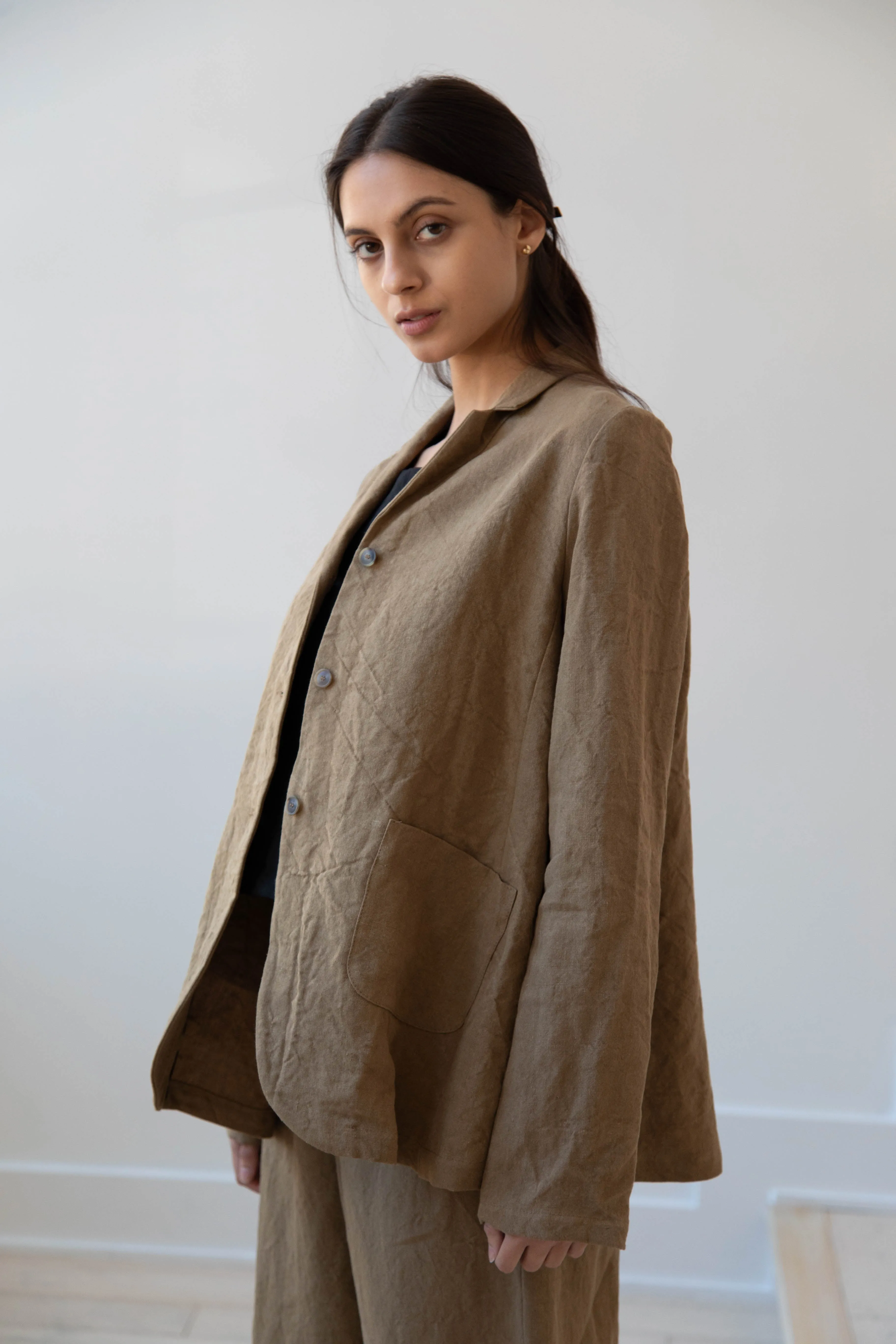 Apuntob | Long Line Blazer in Hazelnut Linen