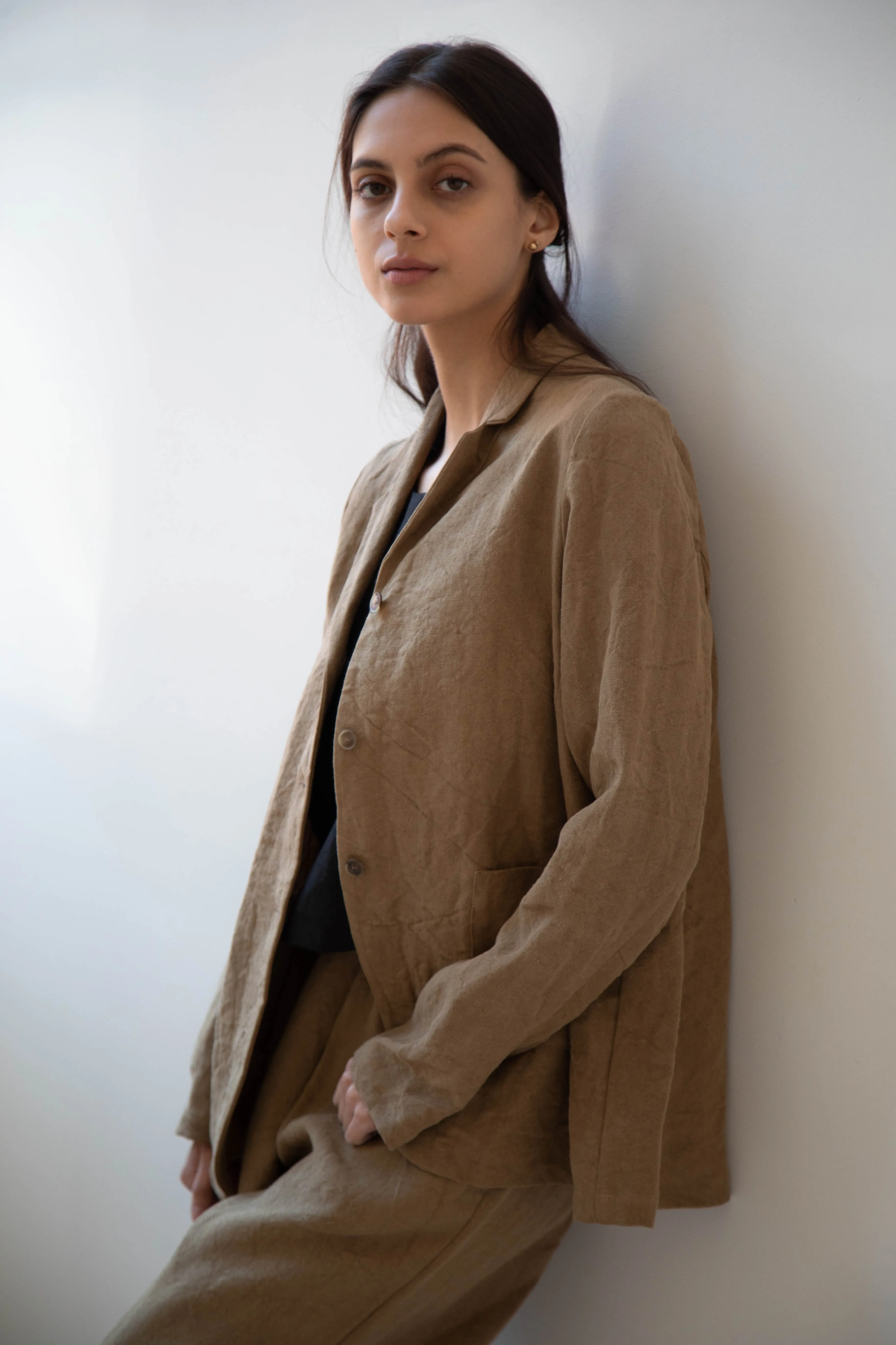 Apuntob | Long Line Blazer in Hazelnut Linen