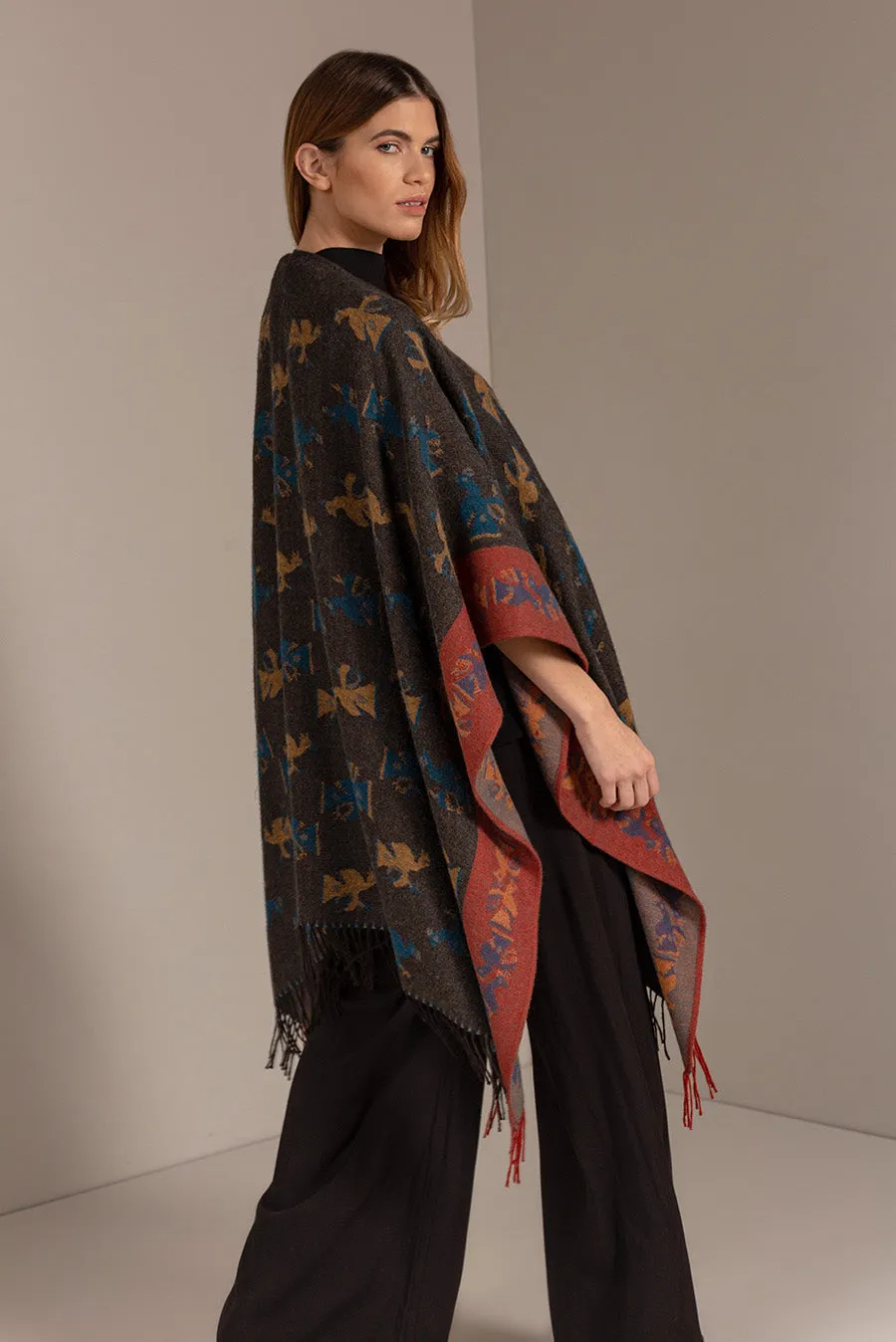 Nazca - 42 Cape Baby Alpaca Color Black