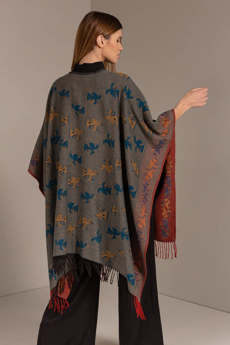 Nazca - 42 Cape Baby Alpaca Color Black