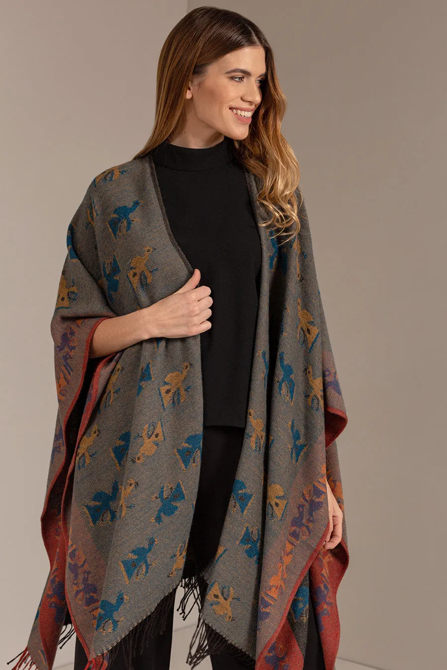 Nazca - 42 Cape Baby Alpaca Color Black